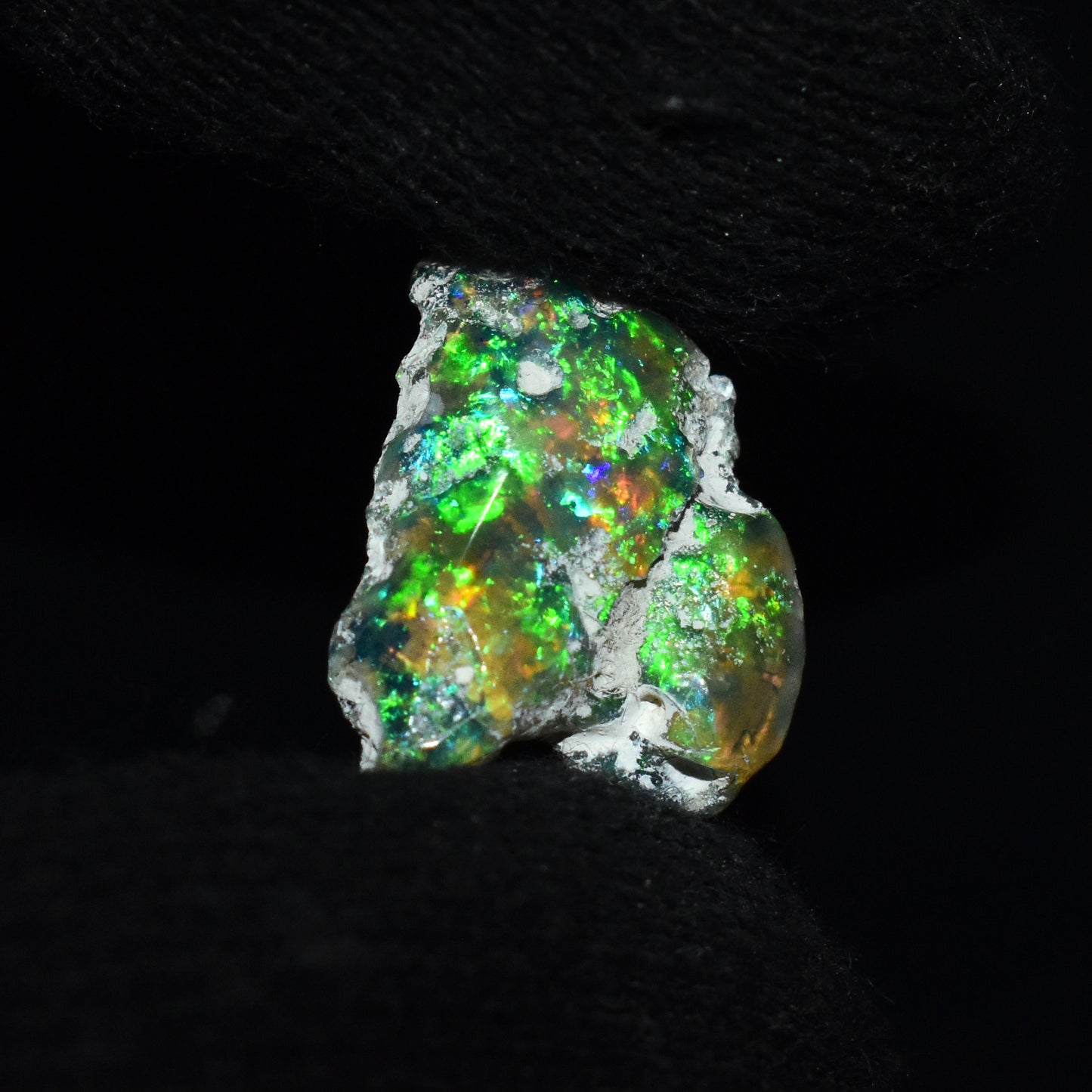 Black Opal Rough 4.00 Carats | Natural Ethiopian Opal Rough - Ready for Cutting & Jewelry | AAA Grade Opal Raw