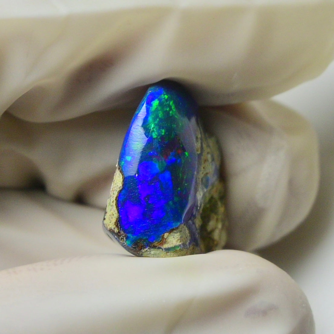 Blue Opal Rough 9.05  Carats | Natural Ethiopian Opal Rough - Ready for Cutting & Jewelry | AAA Grade Opal Raw