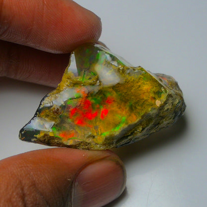 Opal Rough Specimen    44.20 Carat (8.8g) | 100% Natural Ethiopian Opal Raw