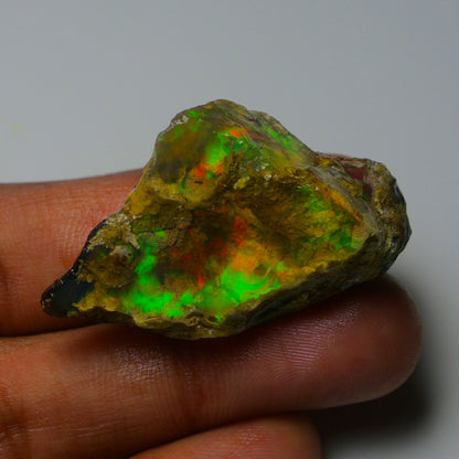 Opal Rough Specimen    44.20 Carat (8.8g) | 100% Natural Ethiopian Opal Raw