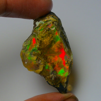 Opal Rough Specimen    44.20 Carat (8.8g) | 100% Natural Ethiopian Opal Raw