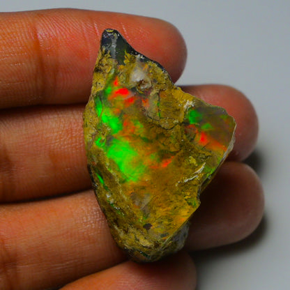 Opal Rough Specimen    44.20 Carat (8.8g) | 100% Natural Ethiopian Opal Raw