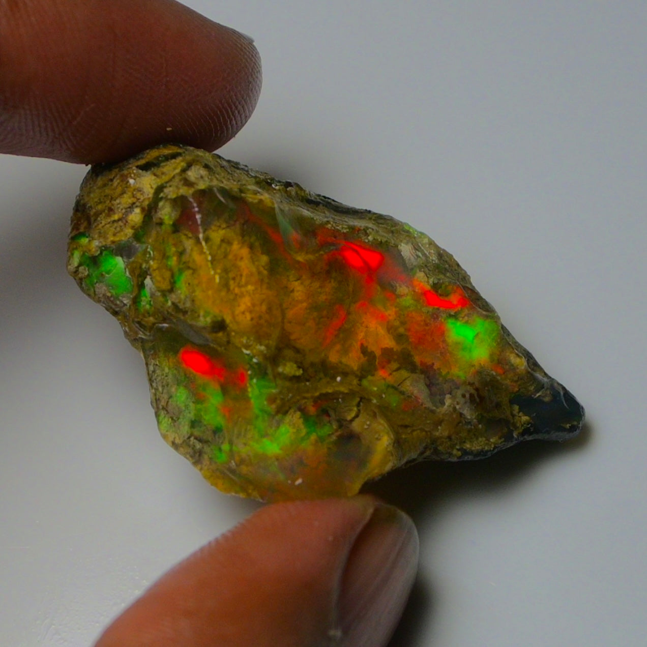 Opal Rough Specimen    44.20 Carat (8.8g) | 100% Natural Ethiopian Opal Raw