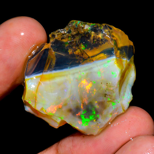 Amazing Opal Rough 31.50 Carat Natural Ethiopian Opal Raw 30x25 MM