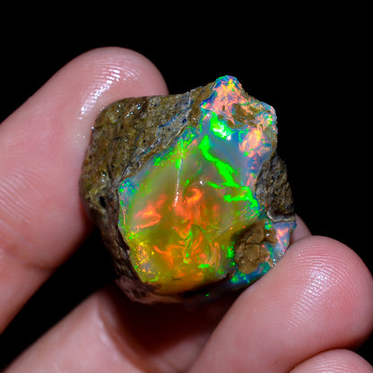 Opal Rough Specimen 29.5 Carat (5.9g) | 100% Natural Ethiopian Opal Raw