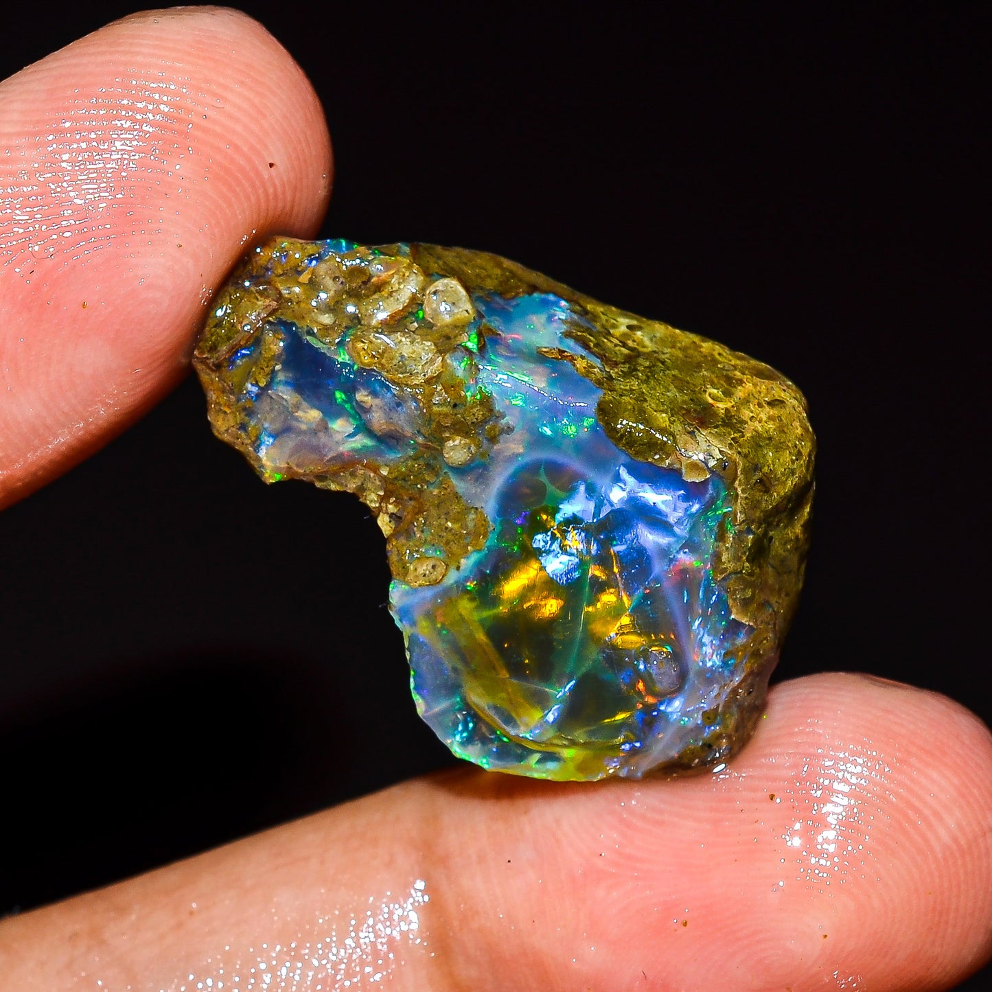 Opal Rough Specimen 19.5 Carat (3.9g) | 100% Natural Ethiopian Opal Raw