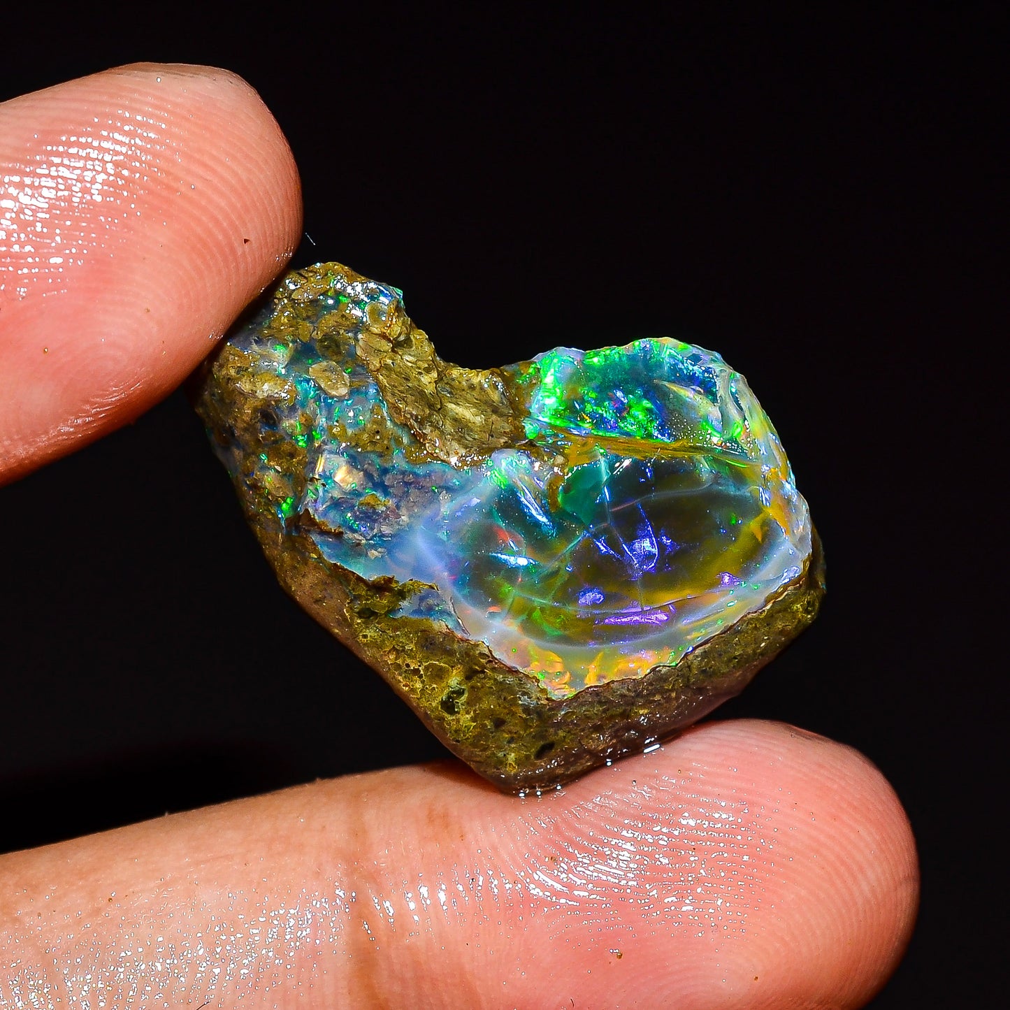 Opal Rough Specimen 19.5 Carat (3.9g) | 100% Natural Ethiopian Opal Raw