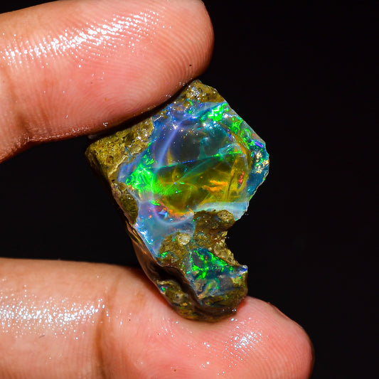 Opal Rough Specimen 19.5 Carat (3.9g) | 100% Natural Ethiopian Opal Raw