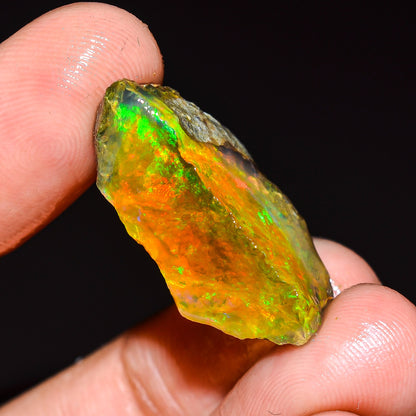 Opal Rough Specimen 19.5 Carat (3.9g) | 100% Natural Ethiopian Opal Raw