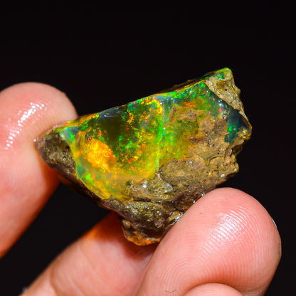 Opal Rough Specimen 19.5 Carat (3.9g) | 100% Natural Ethiopian Opal Raw