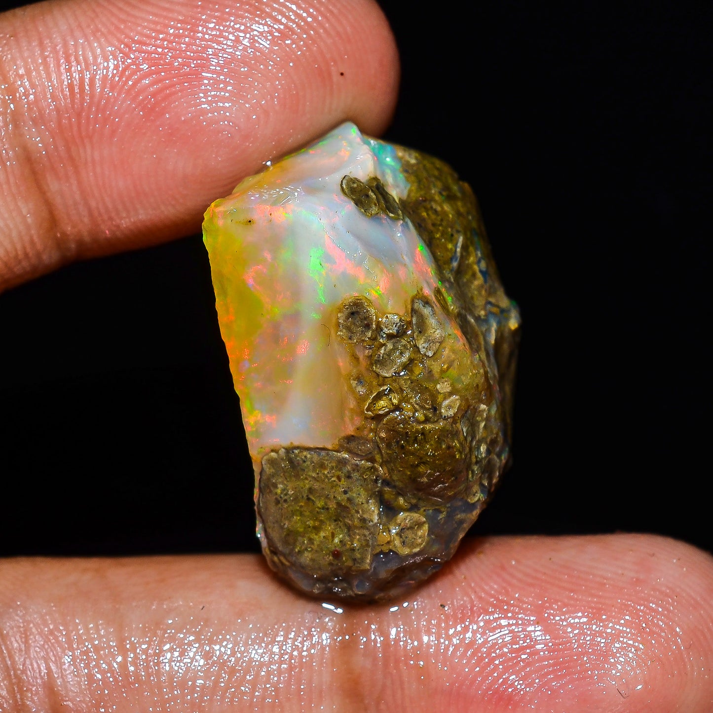 Opal Rough Specimen 23.5 Carat (4.7g) | 100% Natural Ethiopian Opal Raw