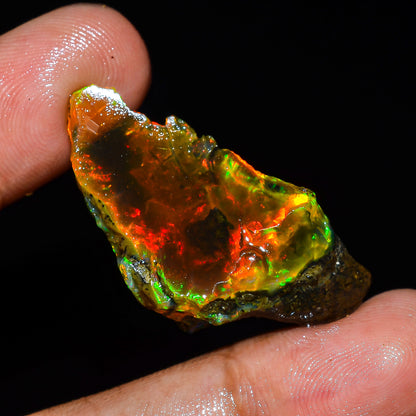 Opal Rough Specimen 23.5 Carat (4.7g) | 100% Natural Ethiopian Opal Raw