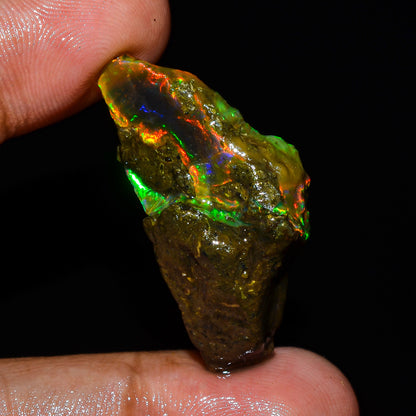 Opal Rough Specimen 23.5 Carat (4.7g) | 100% Natural Ethiopian Opal Raw