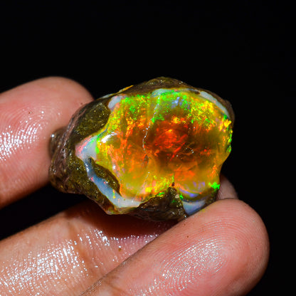 Opal Rough Specimen 29.00 Carat (5.8g) | 100% Natural Ethiopian Opal Raw