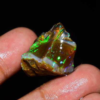 Opal Rough Specimen 22.00 Carats (4.4) | 100% Natural Ethiopian Opal Raw