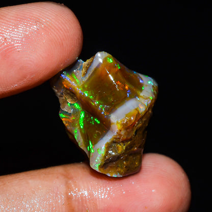 Opal Rough Specimen 22.00 Carats (4.4) | 100% Natural Ethiopian Opal Raw