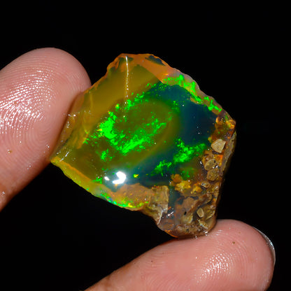 Opal Rough Specimen 23.5 Carat (4.7g) | 100% Natural Ethiopian Opal Raw